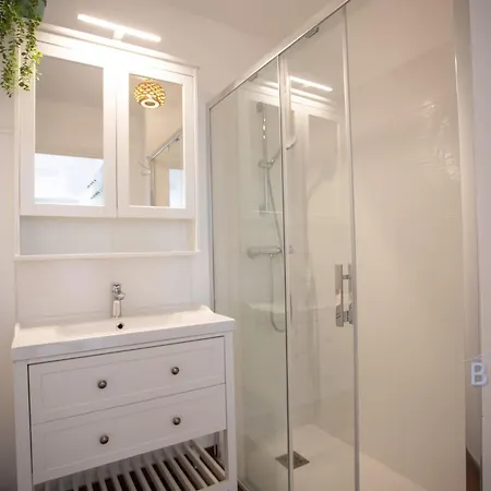 Bright Pied-a-terre Wilsonantibes *