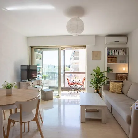Bright Pied-a-terre Wilsonantibes