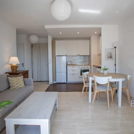 Bright Pied-a-terre Wilsonantibes * Antibes